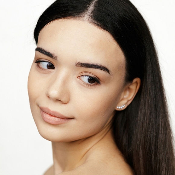 Sterling silver diamond earrings - Picture 4 of 9